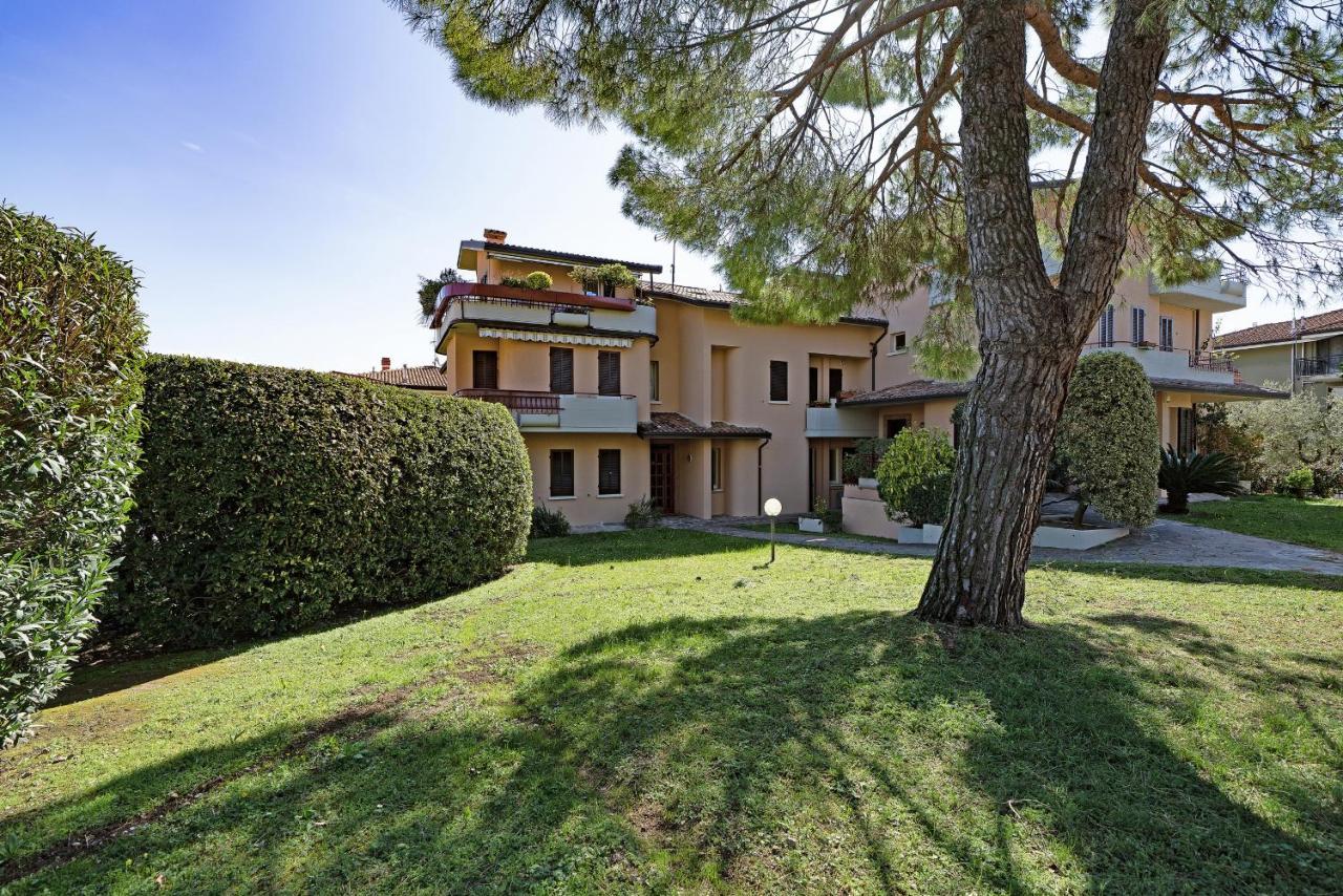 Borgo Del Grillo P2-9 By Wonderful Italy Apartment Sirmione Luaran gambar
