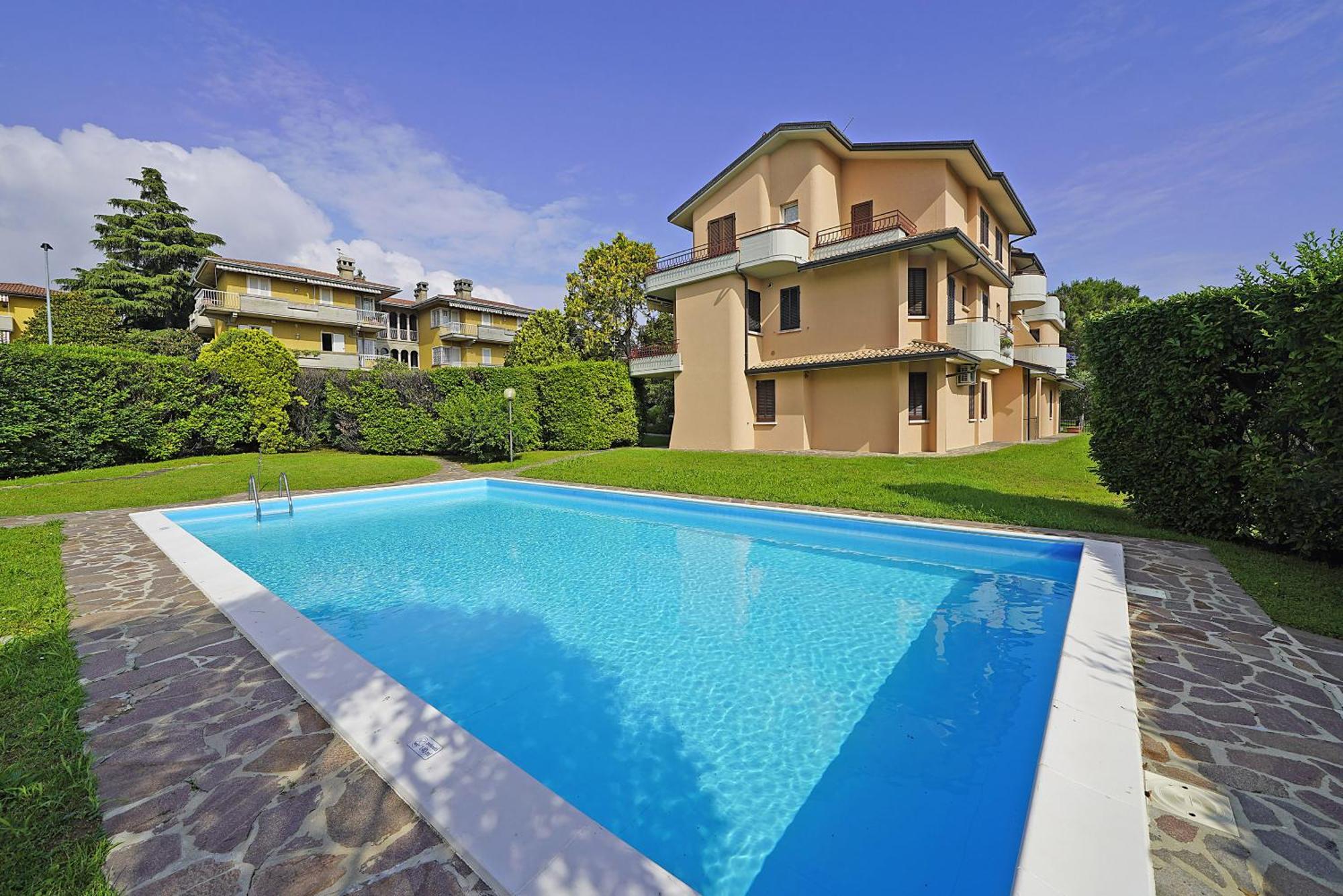 Borgo Del Grillo P2-9 By Wonderful Italy Apartment Sirmione Luaran gambar